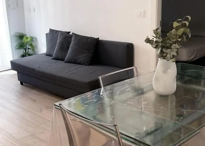 House Rodriguez شقة سان لاتْسارو دي سافين